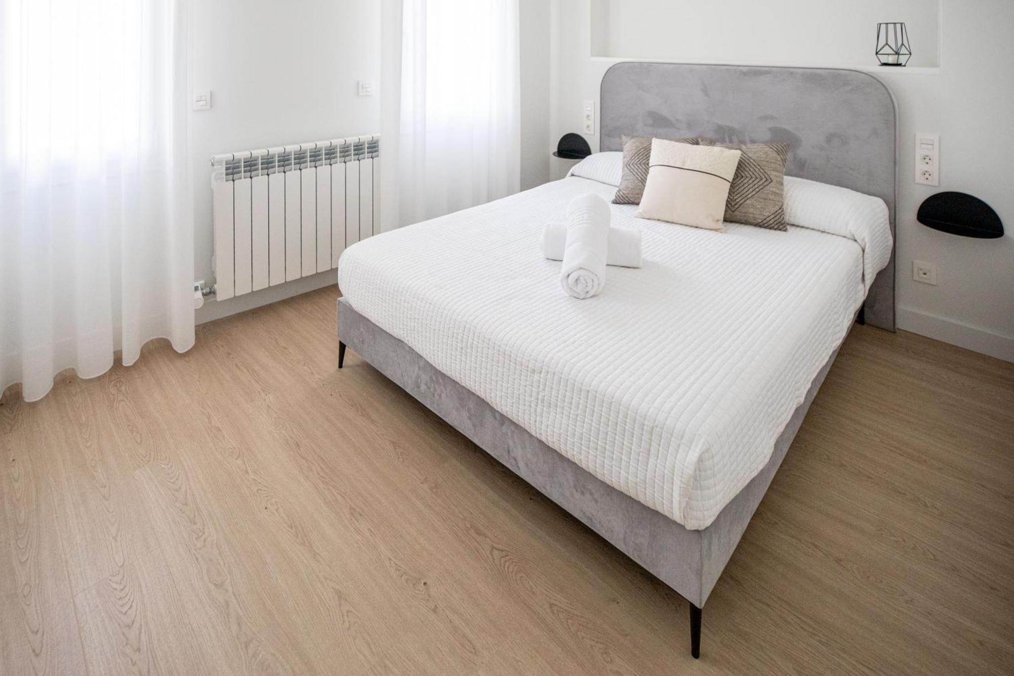 Apartamentos Hartzenbusch Теруел Екстериор снимка